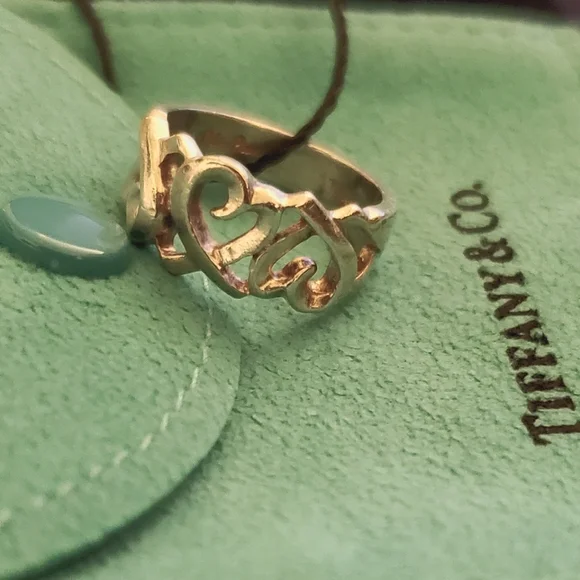 TIFFANY & CO Loving Heart Band - Picture 2 of 2